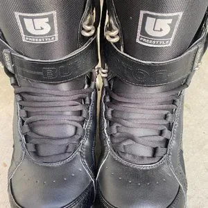 Burton Freestyle Mens Snowboard Boots Size 8 Color Black Burton Freestyle Black Leather All-Mountain Snowboard Boots  main image 4